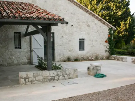 Gite La Sempesserre, Gîte situé au calme avec piscine et parc-jardin - Photo 12