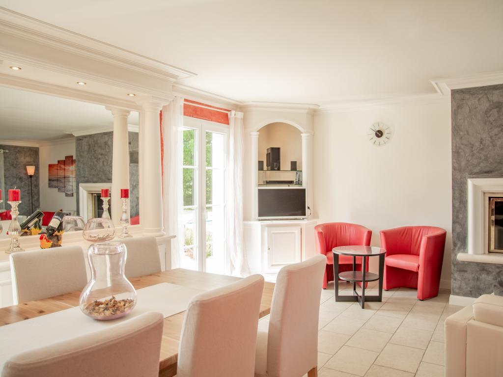 Maison avec piscine privée et pool house à Montaigu de Quercy - Photo 9