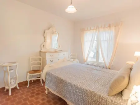 La Louzie : villa à Salernes avec piscine privée et jardin de jeux : photo 12