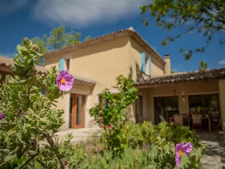 Villa Bellegarde, Villa avec vue panoramique et piscine privée - Photo 37
