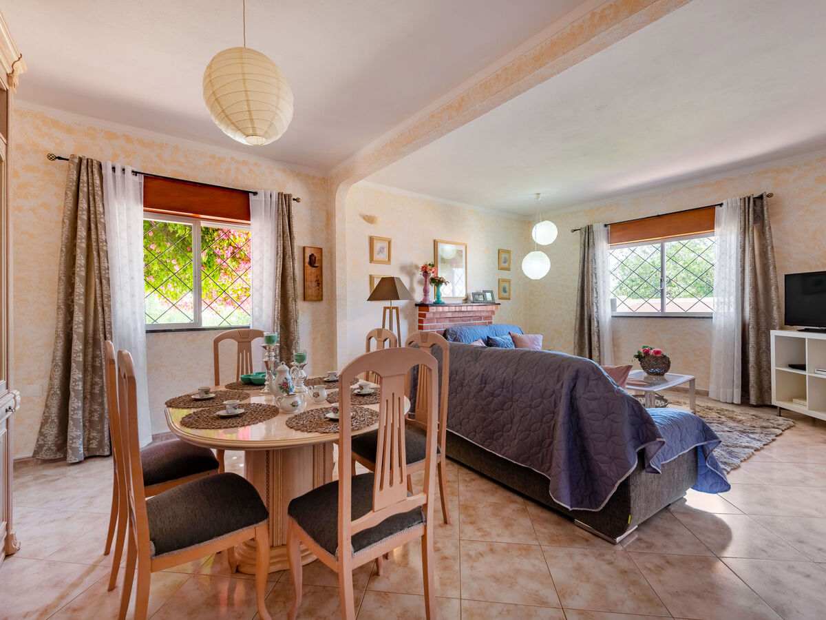 Isaurinda – Maison 6 pers. piscine à Estoi - Photo 4