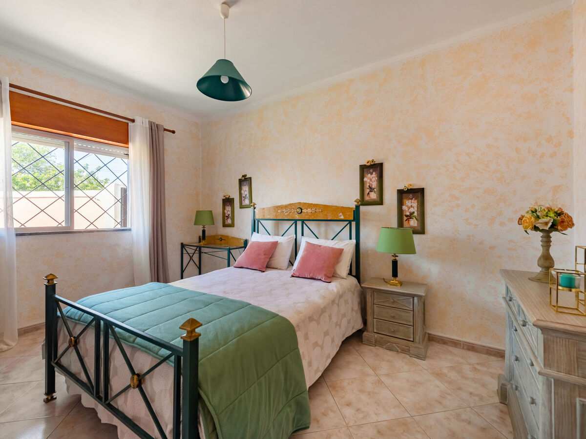 Isaurinda – Maison 6 pers. piscine à Estoi - Photo 14