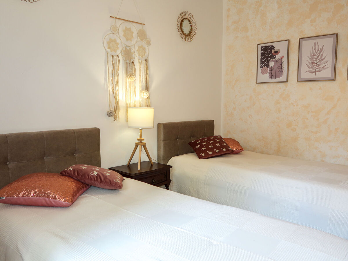 Isaurinda – Maison 6 pers. piscine à Estoi - Photo 23