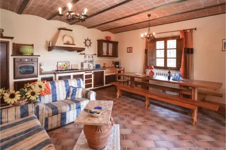 La Quiete di Montalbano – Maison 30 pers., piscine : photo 3
