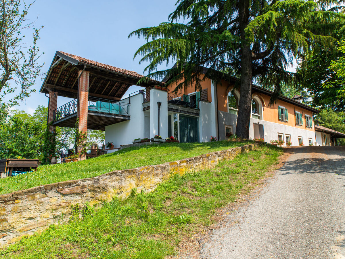 Sant'Evasio – Maison 5 chambres avec piscine à Ovada - Photo 1