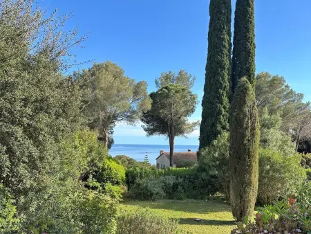Loumic, Villa de charme avec vue mer à 350m de la plage - Photo 6
