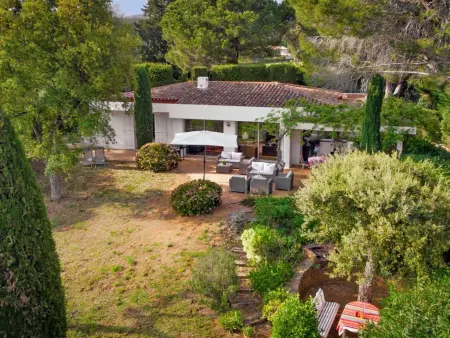 Loumic, Villa de charme avec vue mer à 350m de la plage - Photo 9