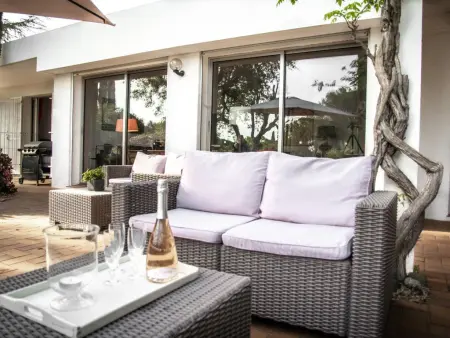 Loumic, Villa de charme avec vue mer à 350m de la plage - Photo 40