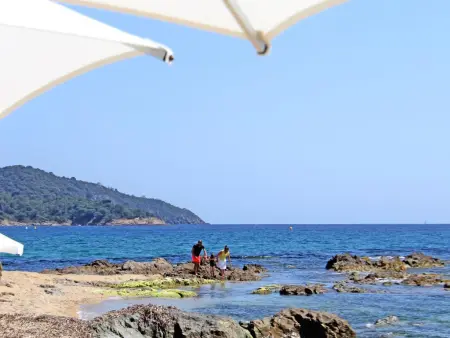 Loumic, Villa de charme avec vue mer à 350m de la plage - Photo 42