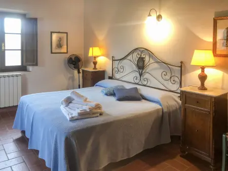 Antico Borgo San Lorenzo – Gîte toscan du XIe siècle : photo 27