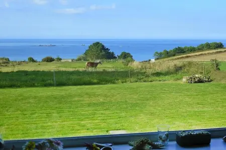 holiday home St Jean-du-Doigt, Maison en Bretagne proche plages de sable - Photo 1