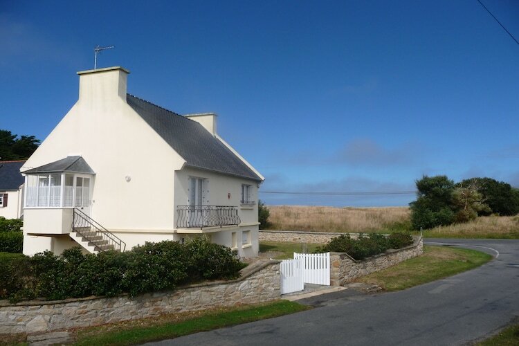 Maison 4 chambres à 50 m de la plage de Tréompan - Photo 1