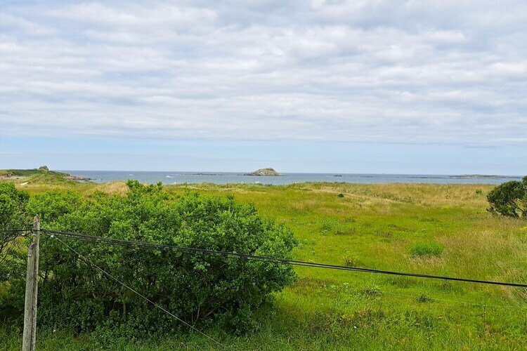 Maison 4 chambres à 50 m de la plage de Tréompan - Photo 2
