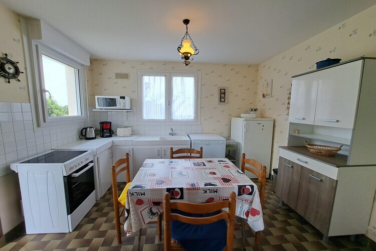 Maison 4 chambres à 50 m de la plage de Tréompan - Photo 8