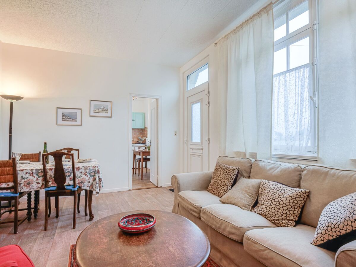 Maison Rose – 7 chambres, 10 personnes, jardin 700 m² - Photo 1