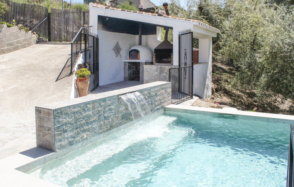 Maison 4 chambres Sayalonga, vue montagne et piscine - Photo 11