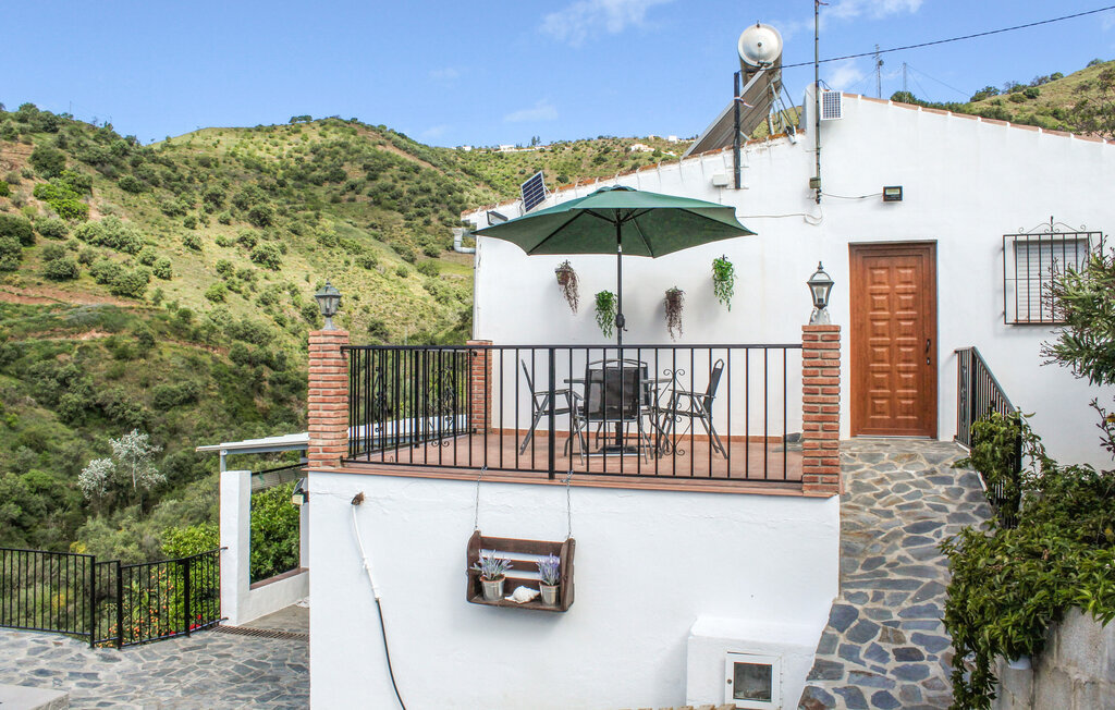 Maison 4 chambres Sayalonga, vue montagne et piscine - Photo 14