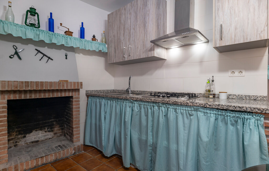 Maison 4 chambres Sayalonga, vue montagne et piscine - Photo 19