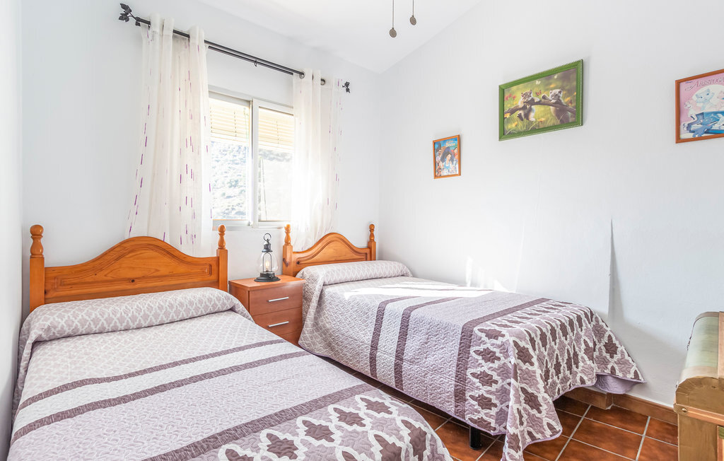 Maison 4 chambres Sayalonga, vue montagne et piscine - Photo 27