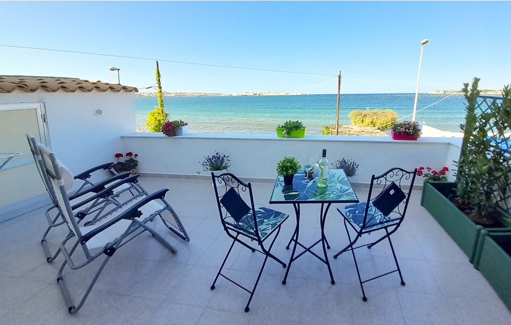Maison vue mer à Siracusa, 1ère rangée à l'eau - Photo 1