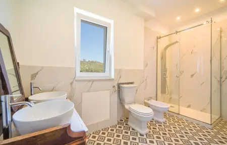 Dimora di famiglia – Maison 19 pers., piscine chauffée : photo 47