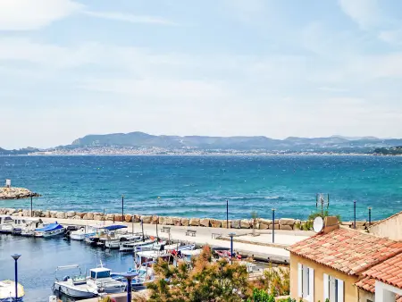 Maison La Corniche – vue mer et port, à 50 m de la plage : photo 13