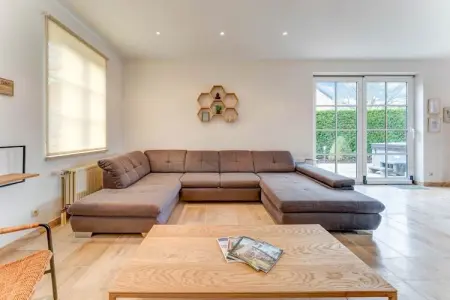 Lory's huis, Maison de vacances de luxe avec sauna et jacuzzi à Heers - Photo 1