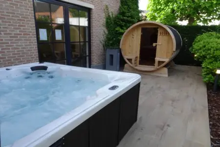 Lory's huis, Maison de vacances de luxe avec sauna et jacuzzi à Heers - Photo 6