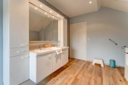 Lory's huis, Maison de vacances de luxe avec sauna et jacuzzi à Heers - Photo 34