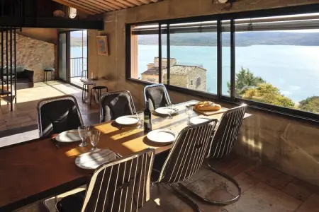 Ferienhaus in Sainte-Croix-du-Verdon, Maison Village Pittoresque Vue Lac - Photo 1