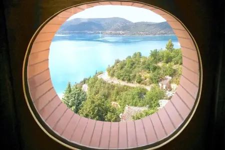 Ferienhaus in Sainte-Croix-du-Verdon, Maison Village Pittoresque Vue Lac - Photo 20