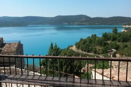 Ferienhaus in Sainte-Croix-du-Verdon, Maison Village Pittoresque Vue Lac - Photo 22