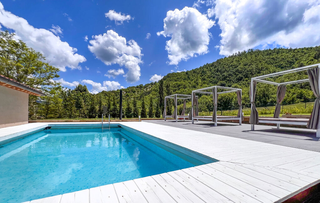 Maison 100 m² Piobbico, piscine privée et vue panoramique - Photo 1