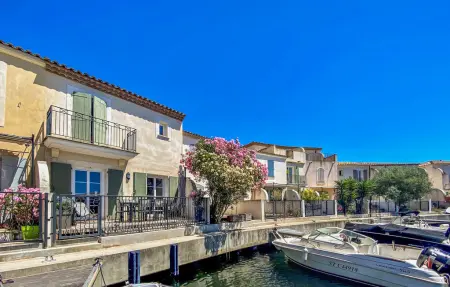 Maison 3 chambres avec jardin et vue sur canal à Aigues-Mortes : photo 3