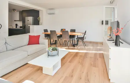 Maison 3 chambres avec jardin et vue sur canal à Aigues-Mortes : photo 16