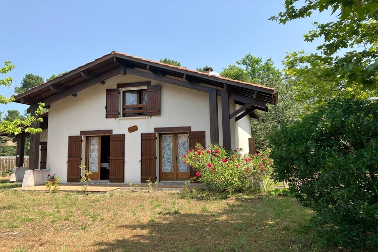 Maison rustique Lanton, jardin 900 m² à 1,5 km du bassin - Photo 1