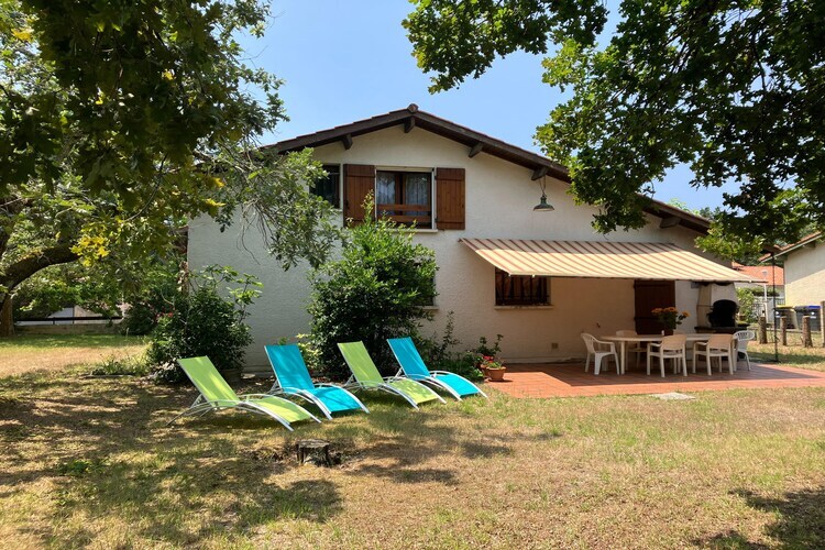 Maison rustique Lanton, jardin 900 m² à 1,5 km du bassin - Photo 2