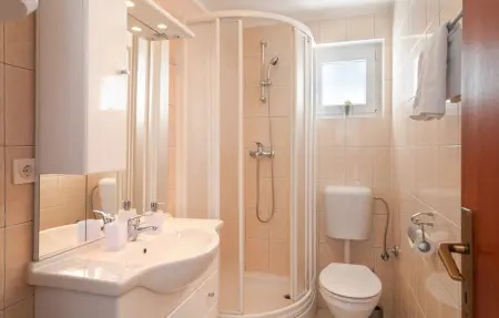 Maison 8 personnes à Zrnovnica - Photo 32