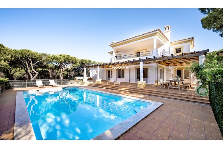 Praia Verde, Grande villa avec piscine privée à distance de marche de la plage - Photo 1
