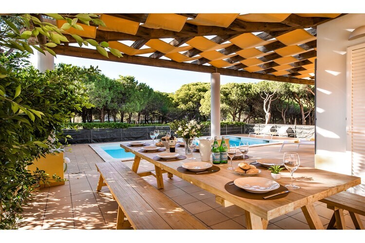 Praia Verde, Grande villa avec piscine privée à distance de marche de la plage - Photo 3