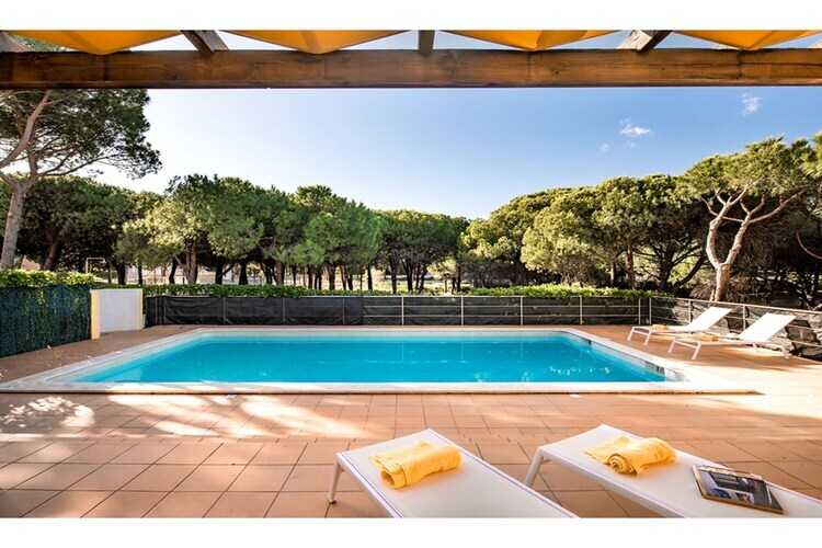 Praia Verde, Grande villa avec piscine privée à distance de marche de la plage - Photo 4