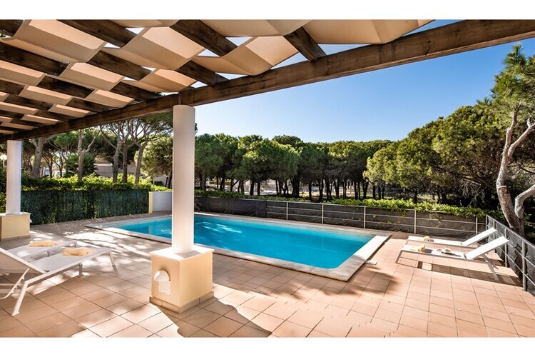 Praia Verde, Grande villa avec piscine privée à distance de marche de la plage - Photo 7