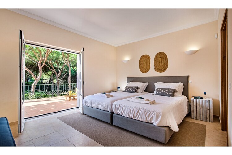 Praia Verde, Grande villa avec piscine privée à distance de marche de la plage - Photo 16