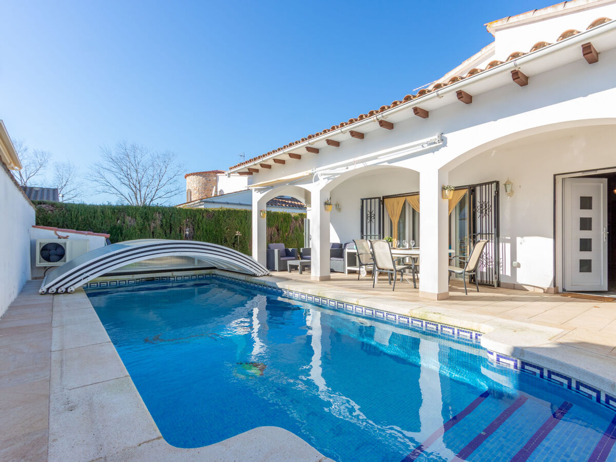 Maison Erbanozi avec piscine à Empuriabrava - Photo 1