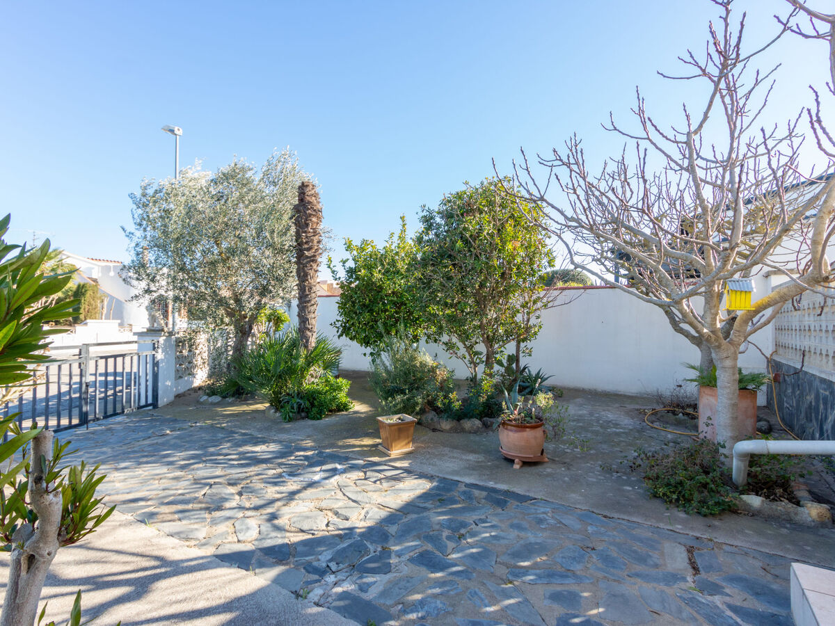 Maison Erbanozi avec piscine à Empuriabrava - Photo 26