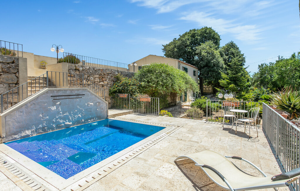 Villa noble en pierre près de Ragusa, piscine et parc - Photo 1