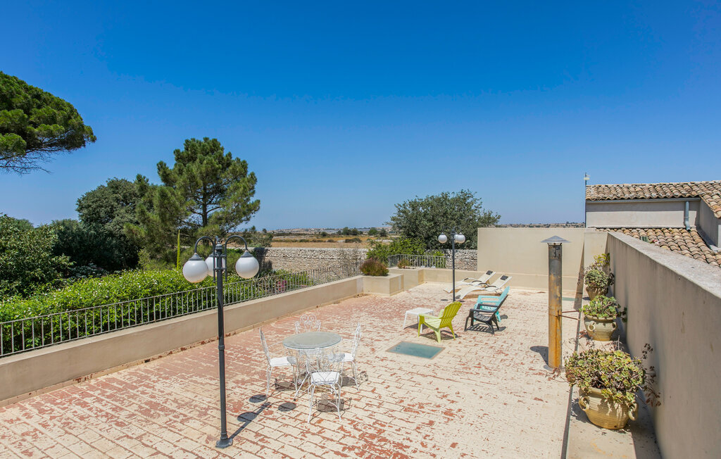 Villa noble en pierre près de Ragusa, piscine et parc - Photo 9