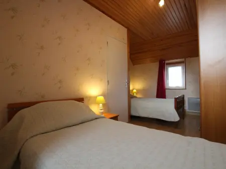 Charmante maison à La Hague avec cheminée et cour privée - Photo 9