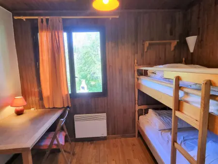 Chalet spacieux 18 pers. avec jardin, 7 chambres, cheminées, animaux admis - Saint-Michel-de-Chaillol : photo 9