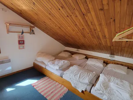 Chalet spacieux 18 pers. avec jardin, 7 chambres, cheminées, animaux admis - Saint-Michel-de-Chaillol : photo 20